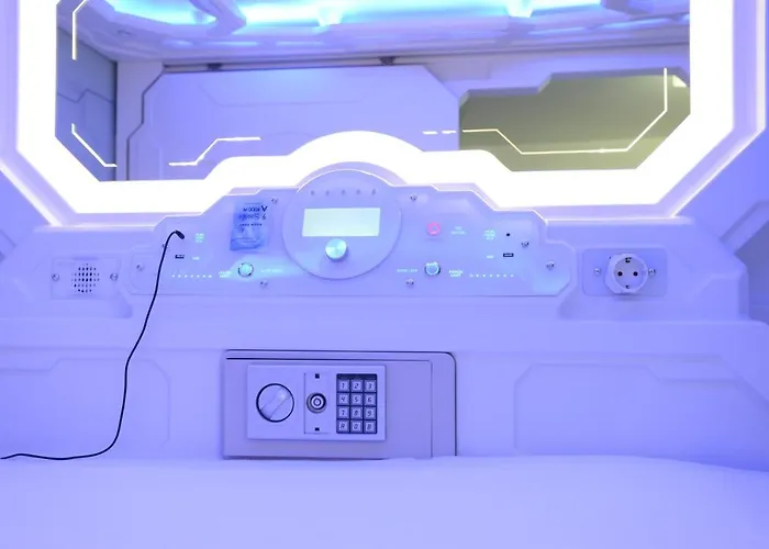 Hostel Space - Center