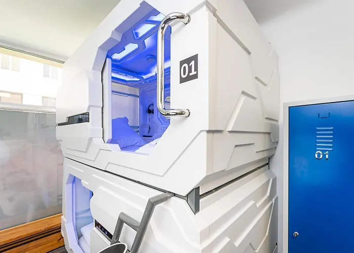 Hostel Space - Center
